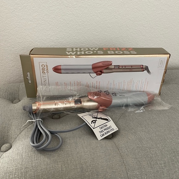 Curling Iron - Picture 2 of 5